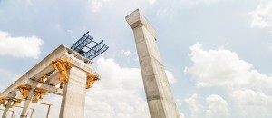 چالش‌های بندهای جبران خسارت و پرداخت در قراردادهای ساخت