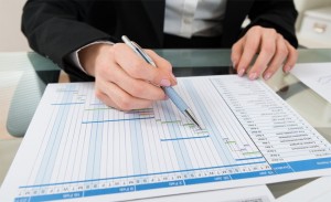 کدام روش برای آنالیز تاخیرات و تدوین لایحه تاخیرات مناسبتر است؟