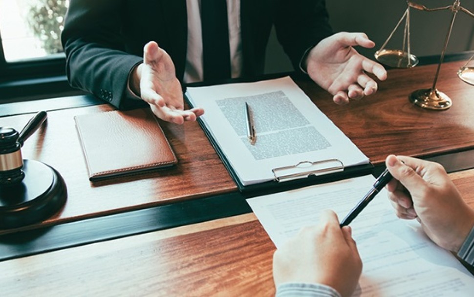 محاسبه خسارت پیمانکار در دعاوی صنعت ساخت